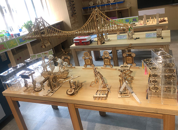 激光雕刻機適合個性化定制